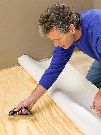 поклейка линолеума